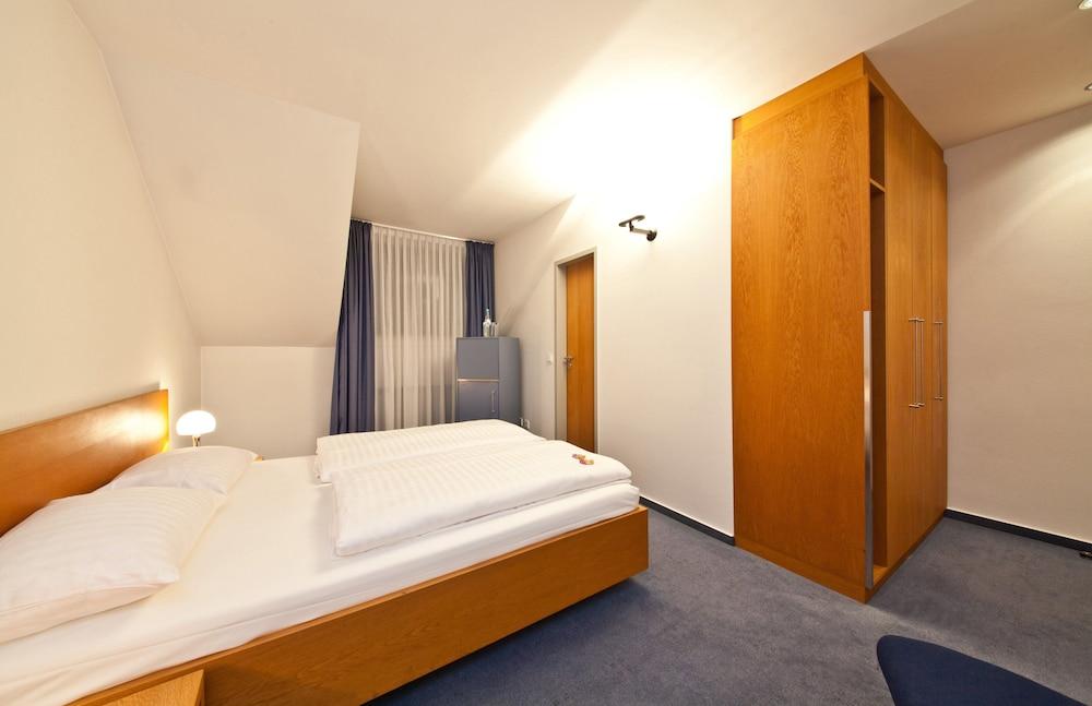 Select Hotel Silence Garden Koeln Екстериор снимка