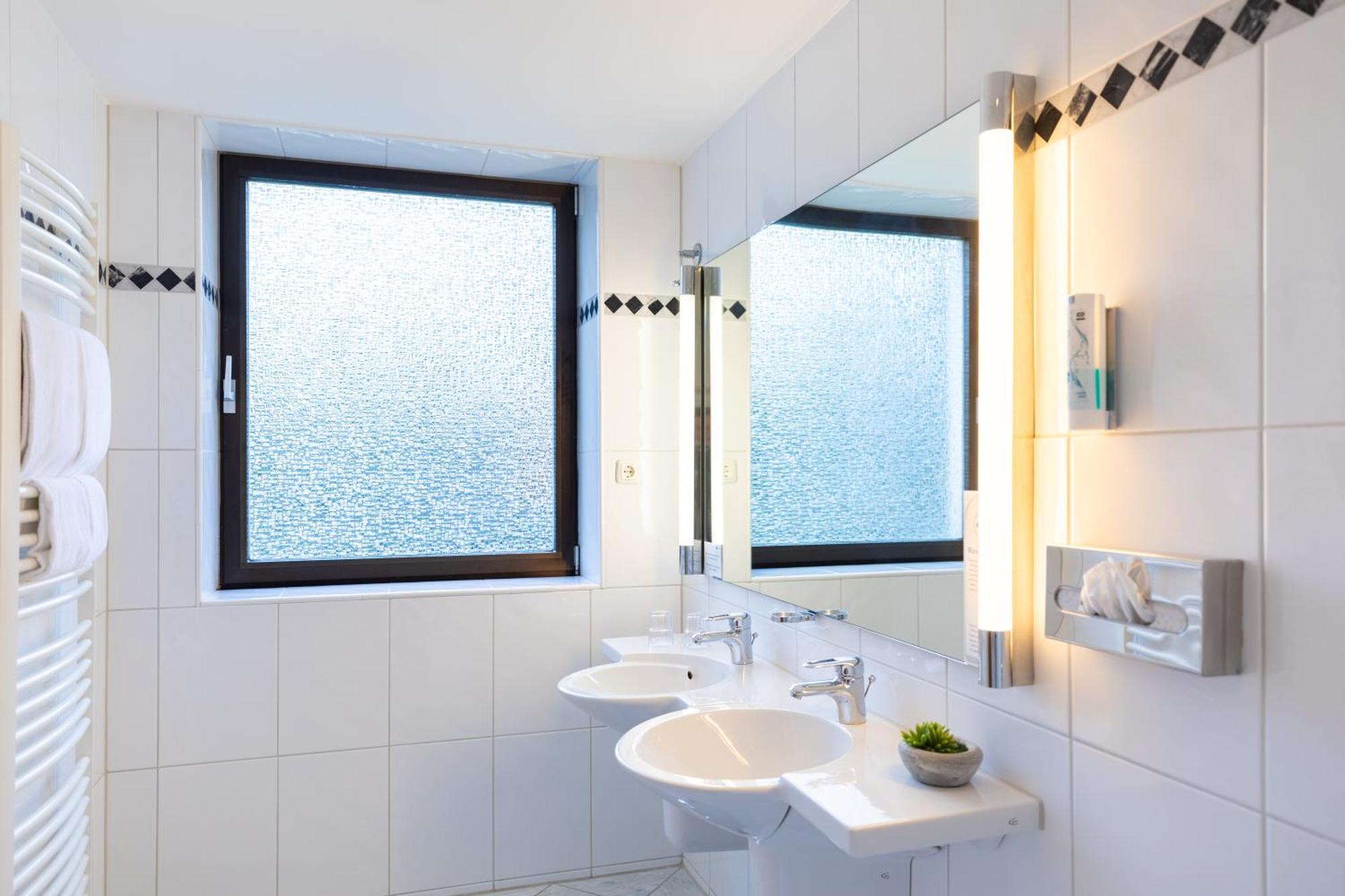 Select Hotel Silence Garden Koeln Екстериор снимка