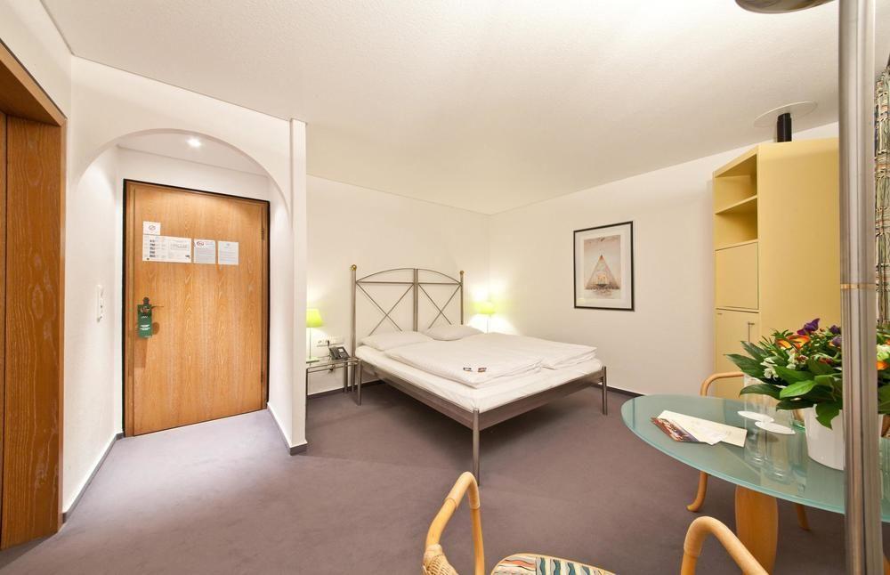 Select Hotel Silence Garden Koeln Екстериор снимка