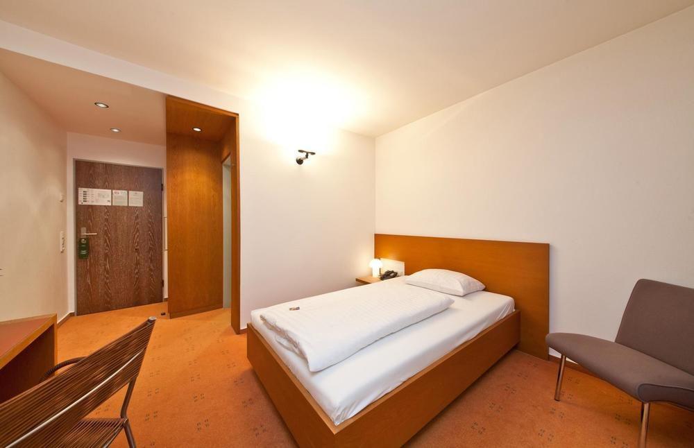 Select Hotel Silence Garden Koeln Екстериор снимка
